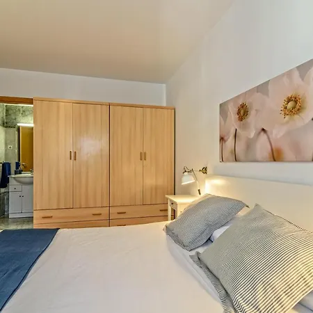 Apartamento&piscina Cerca De Barcelona Ripollet