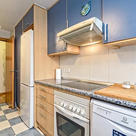 Apartamento&piscina Cerca De Barcelona *