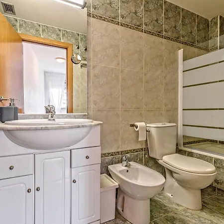 Apartamento&piscina Cerca De Barcelona * Ripollet